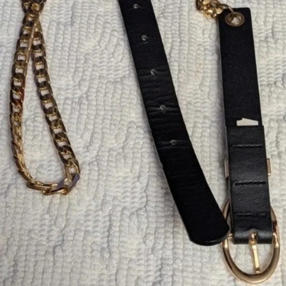 Juicy Couture Black‎ Faux Leather Gold Chain Skinny Belt Oval Buckle
